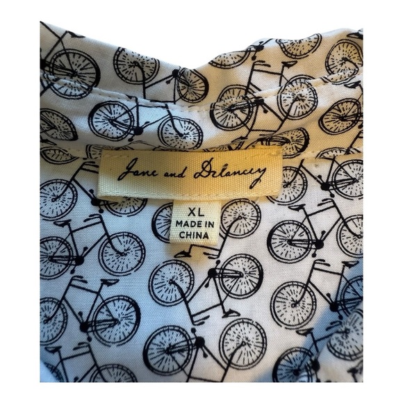 Jane & Delancey White & Black Bicycle Print Short Sleeve Button Down Blouse - XL - Picture 6 of 10